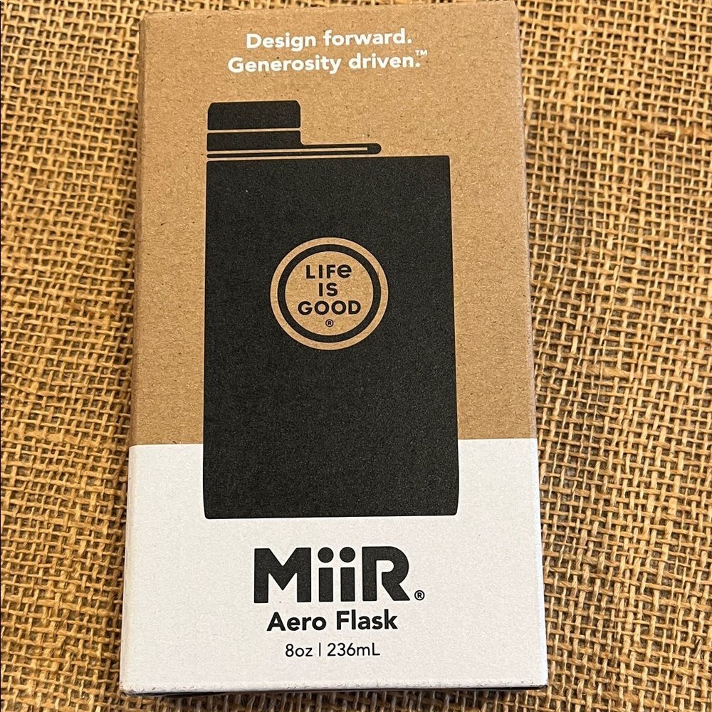 Black Aero Flask